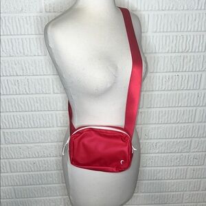 Zyia Red Belt Bag